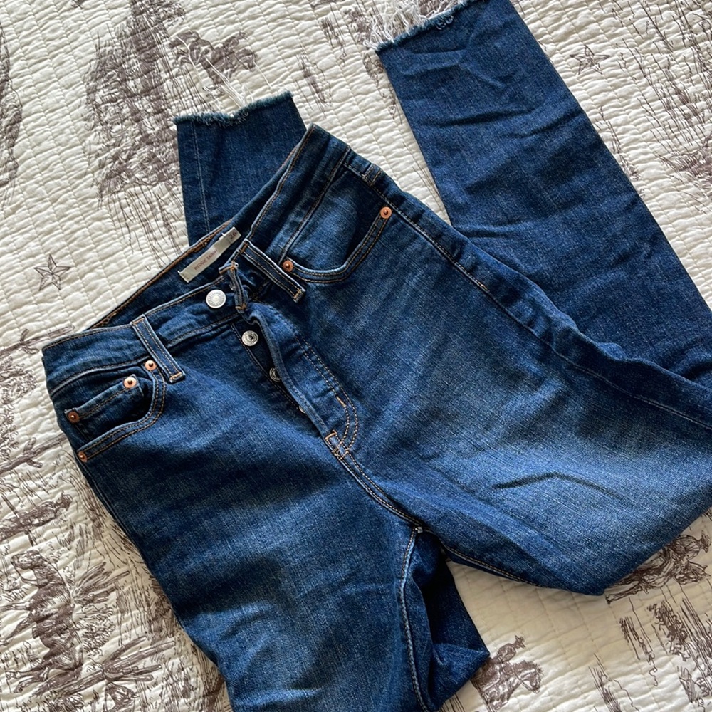 26 WEDGIE SKINNY LEVIS